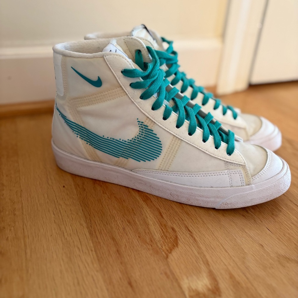 Nike White and Teal Blazer Sneakers